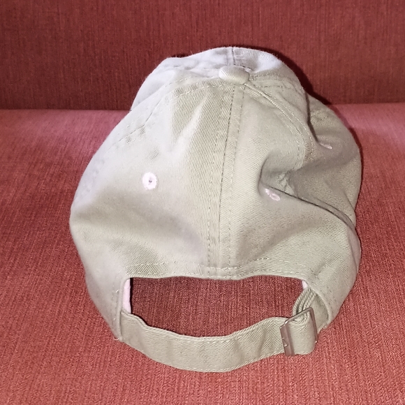 Nike Women's North Carolina Tar Heels Tan pink Ball Cap - Picture 8 of 11